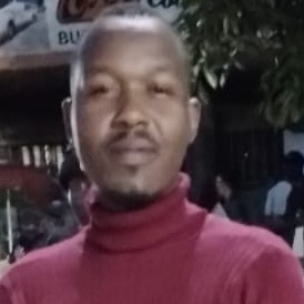 Simon  Mwangi 