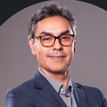 Carlos Guzman