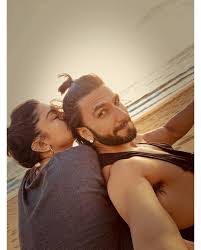 Deepika Padukone And Ranveer Singh Share Photos From The Actor's Birthday  Celebration In The US, See Their Romantic Vacay Pics