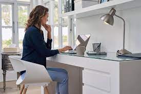 Home Office: 18 Dicas Para Você Trabalhar Melhor De Casa - LC
YL
F,