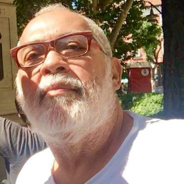 Carlos Hernández
