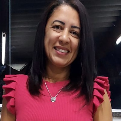 Viviane Dos Santos
