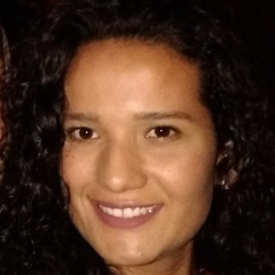 Brenda  Santos 