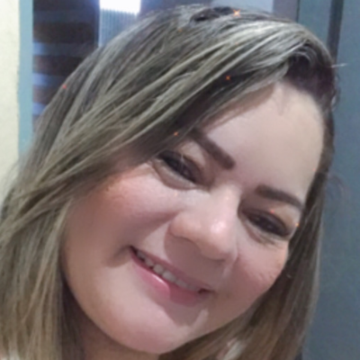 Danielle Neves