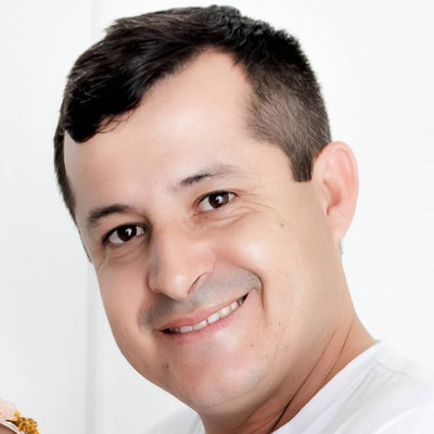 Claudio  Fernando de Sá 