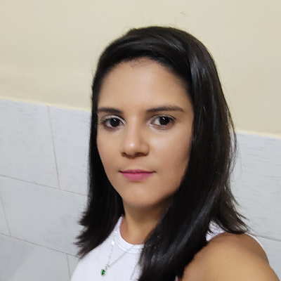 Evelyn  Oliveira 