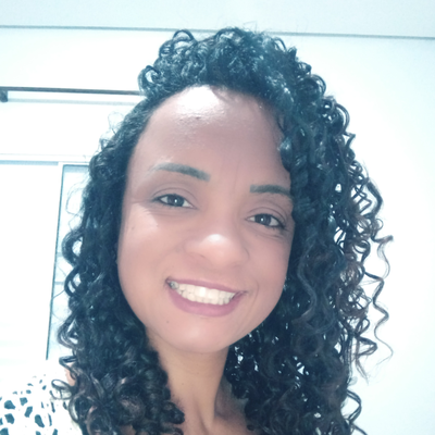 Karina  Oliveira