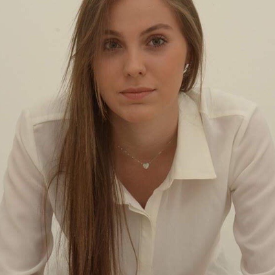 Isabelle Camargo