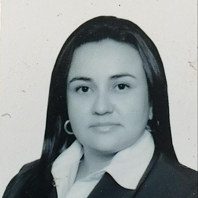 Lina María  Torres Valencia 