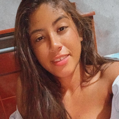 Jenifer  Santos 