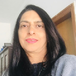 Dr Asma Irfan
