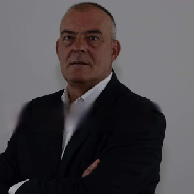 Jose Alberto Castro
