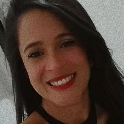 Aline  Dias 