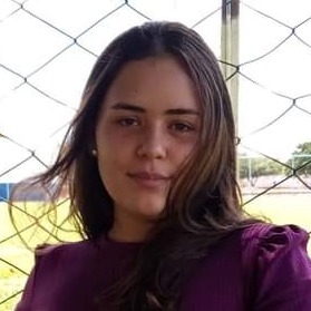 Luiza Gomes