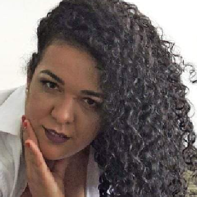 Adriana Araujo